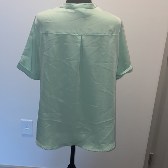 Mint green blouse - Picture 5 of 7